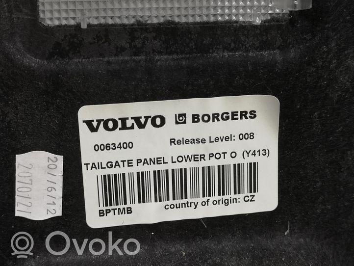 Volvo XC60 Apdaila galinio dangčio 0063400