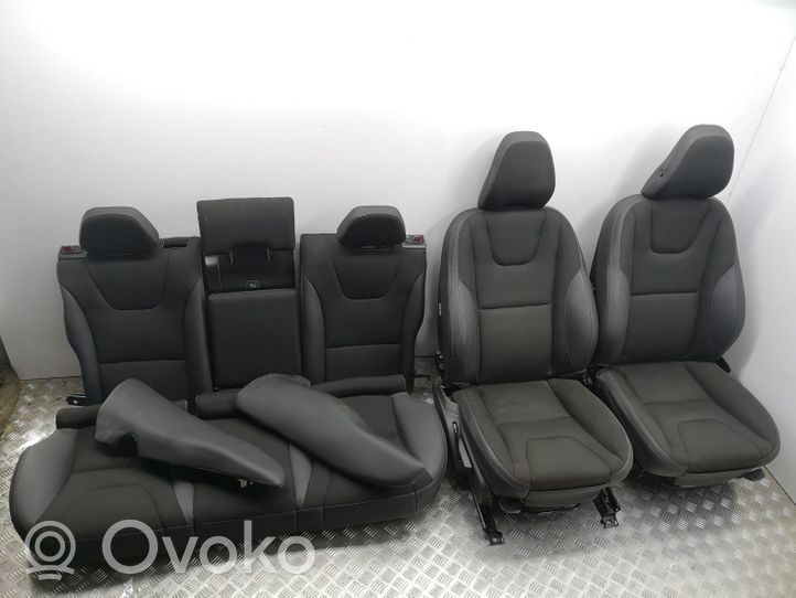 Volvo V60 Set interni 