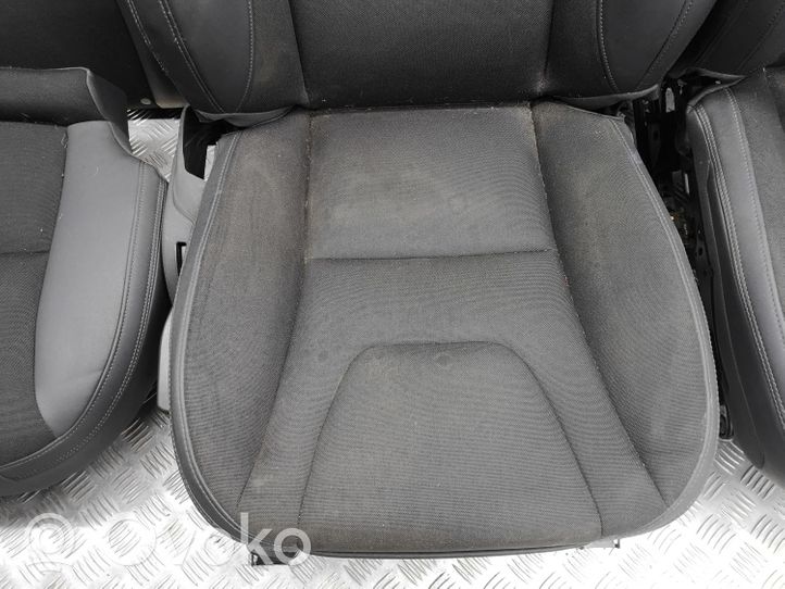 Volvo V60 Set interni 