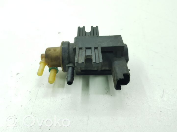 Ford Mondeo MK V Vacuum valve 