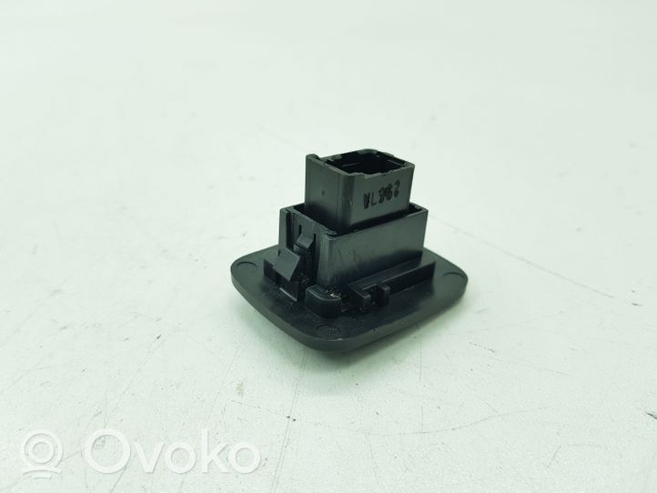 Chrysler Voyager Seat heating switch 