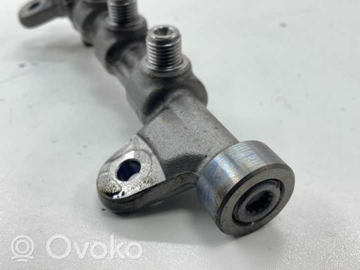 Opel Astra J Kraftstoffverteiler Einspritzleiste Verteilerrohr 0445214221