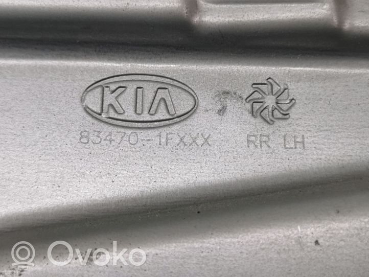 KIA Sportage Meccanismo di sollevamento del finestrino posteriore senza motorino 824701F130
