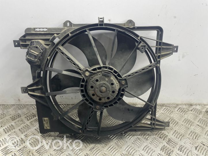 Renault Clio II Ventilateur de refroidissement de radiateur électrique 7700428659