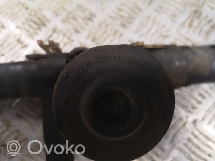 Volkswagen PASSAT B5 Tube d'admission de tuyau de refroidisseur intermédiaire 8D0199399D