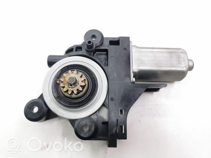 Ford Kuga I Moteur de lève-vitre de porte avant 979037101