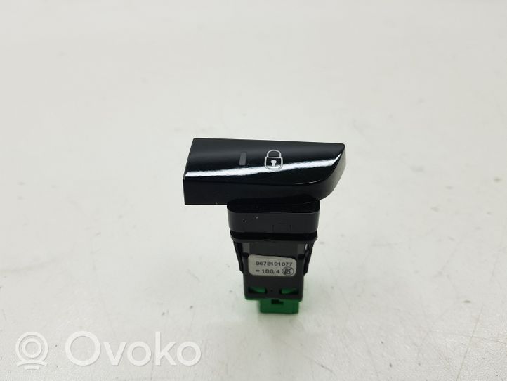 Citroen C4 Grand Picasso Botón interruptor de bloqueo de puertas 9678101077