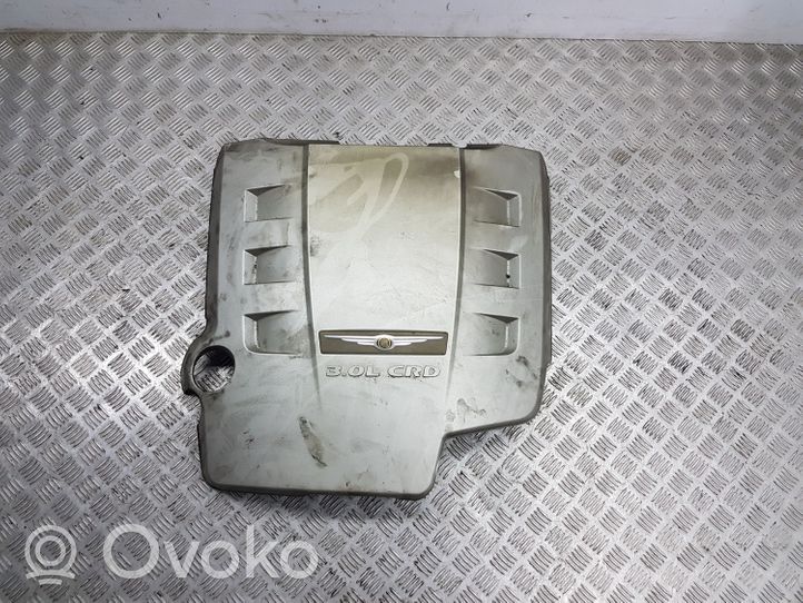 Chrysler 300 - 300C Engine cover (trim) 