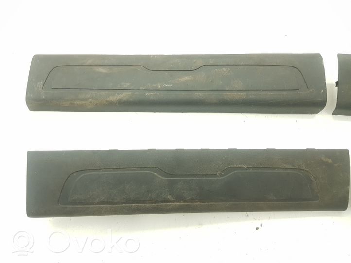 Citroen C4 Grand Picasso Garniture de protection de seuil intérieur 9677750777