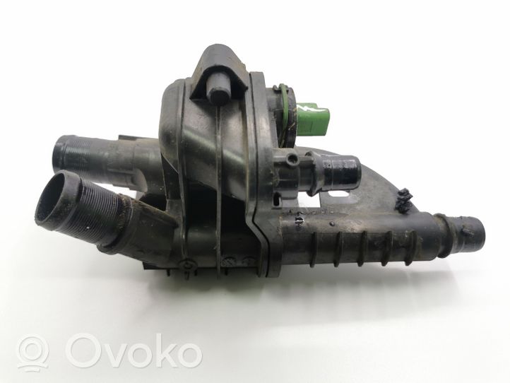 Peugeot 5008 Boîtier de thermostat / thermostat 9684588980