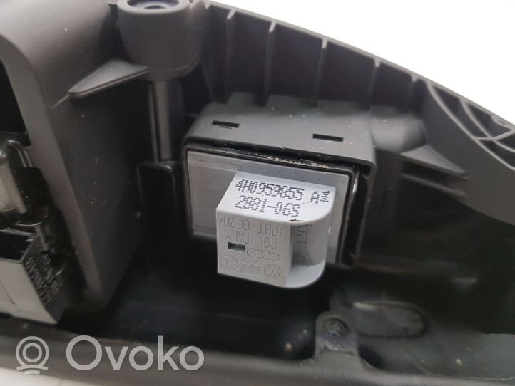 Audi A7 S7 4G Takaoven kahvan kehys 4G8857405A