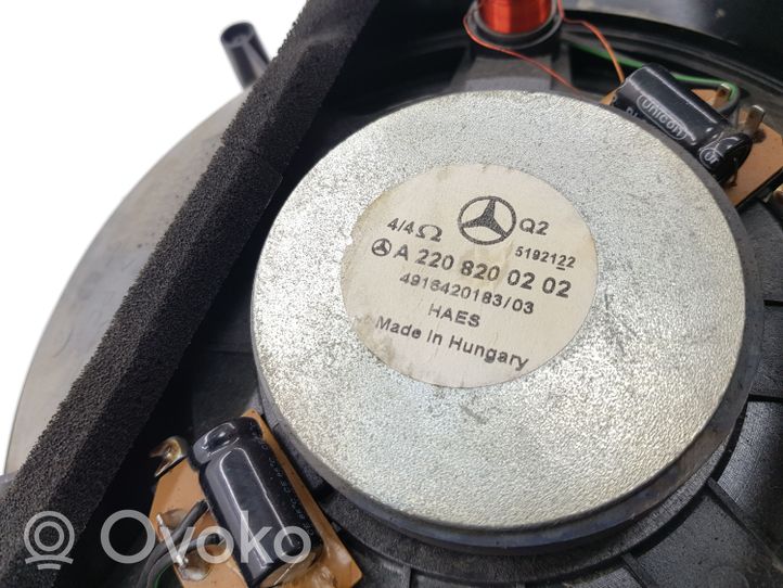 Mercedes-Benz S W220 Subwoofer-bassokaiutin A2208200202