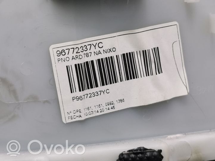 Citroen C4 Grand Picasso Takaoven verhoilu 96772337YC