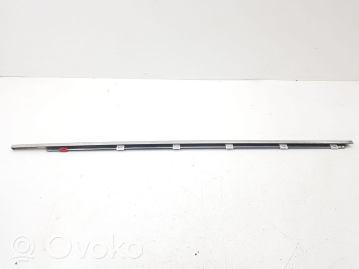 Lexus GS 300 350 430 450H Rivestimento modanatura del vetro della portiera anteriore 