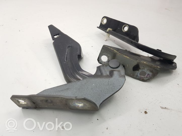 Mitsubishi Outlander Engine bonnet/hood hinges 