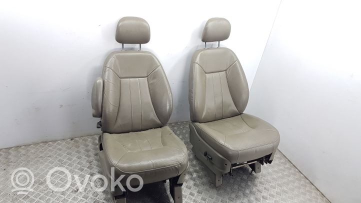 Chrysler Voyager Set interni 