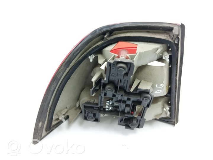 Opel Vectra B Lampa tylna 62145