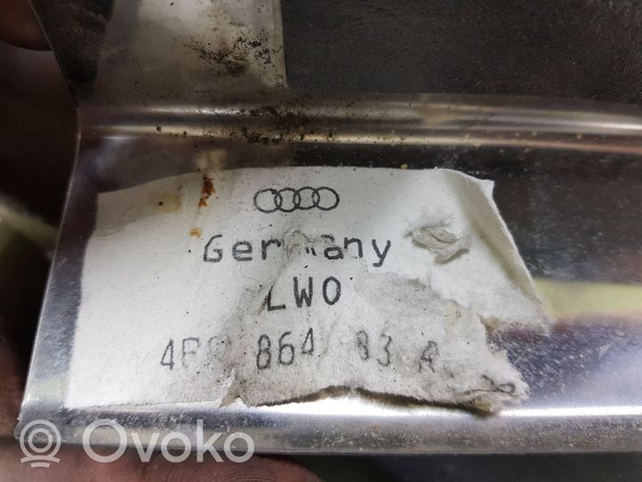 Audi A6 S6 C5 4B Rivestimento di protezione sottoporta del bagagliaio/baule 4B086483A