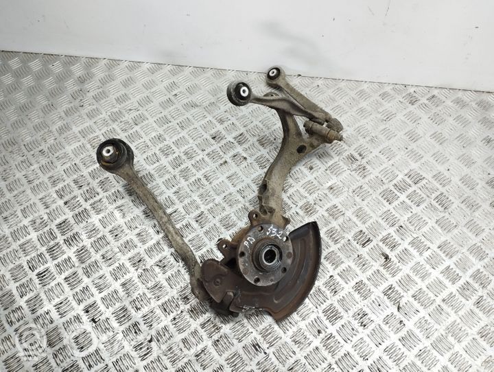 Audi A4 S4 B5 8D Mozzo ruota anteriore 