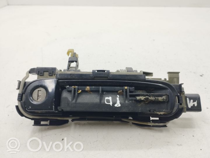 Audi A4 S4 B5 8D Maniglia esterna per portiera anteriore 1J0973803