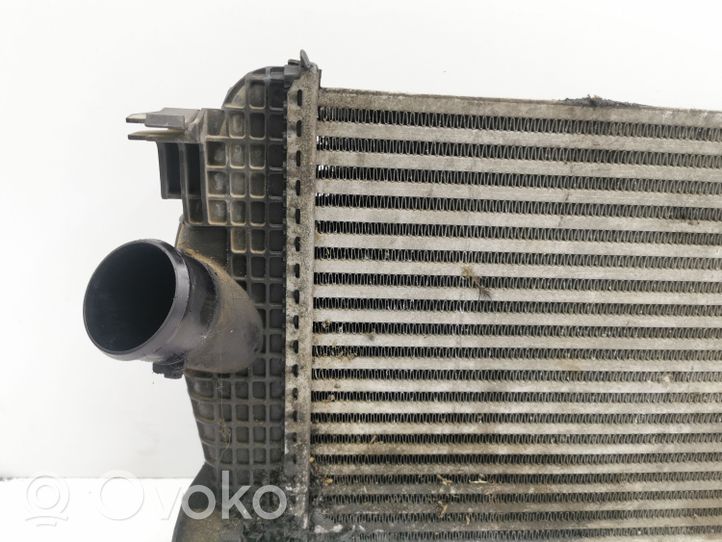 Chrysler Voyager Chłodnica powietrza doładowującego / Intercooler 04677732AC