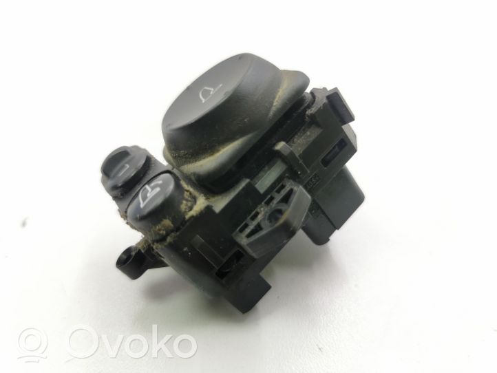 Honda Accord Bouton de commutateur rétroviseur latéral TA00031