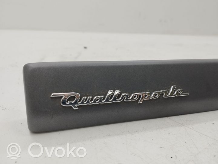Maserati Quattroporte Ramka deski rozdzielczej 94079126