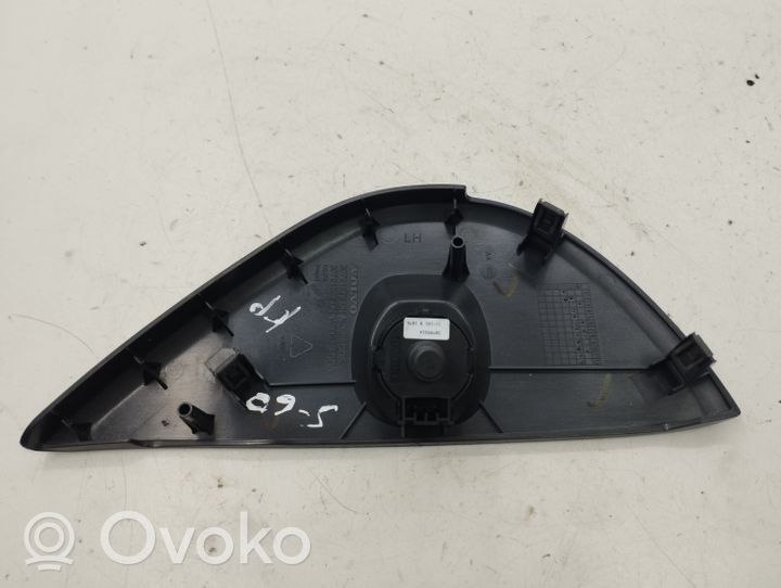 Volvo S60 Keleivio oro pagalvės jungtukas 30791679