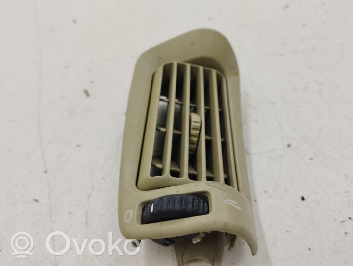 Volvo XC90 Rejilla de ventilación trasera 130082118