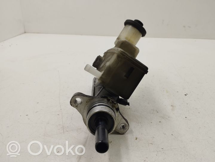 Toyota RAV 4 (XA20) Główny cylinder hamulca 13231110680