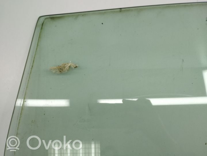 Ford C-MAX II Rear door window glass 