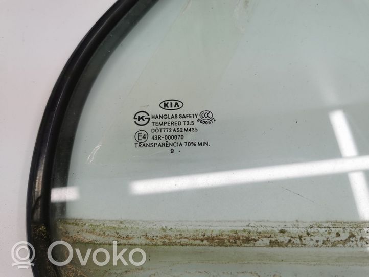 KIA Carens II Szyba karoseryjna drzwi tylnych E443R000070