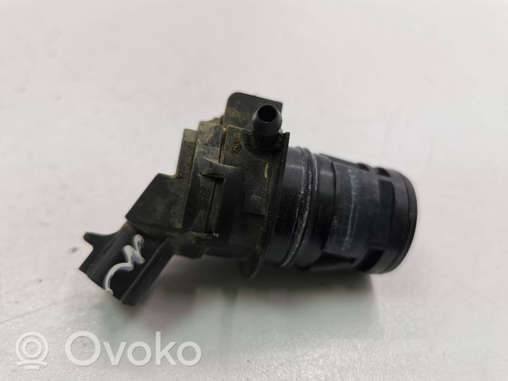 Mazda CX-7 Pompe de lave-glace de pare-brise 8603102451