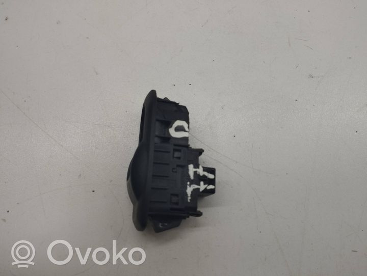 Ford Grand C-MAX Sähkötoimisen ikkunan ohjauskytkin 10091844