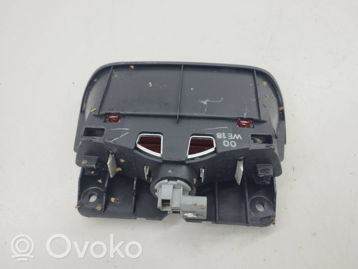 Honda CR-V Trzecie światło stop P6939