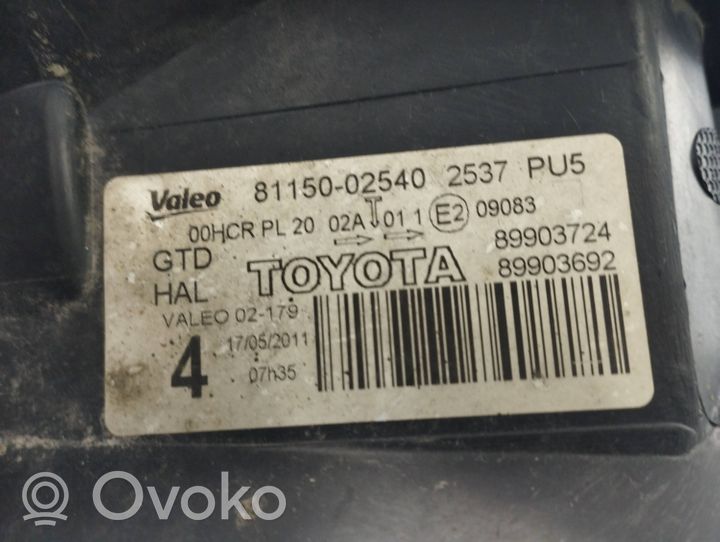 Toyota Auris 150 Lampa przednia 8115002540