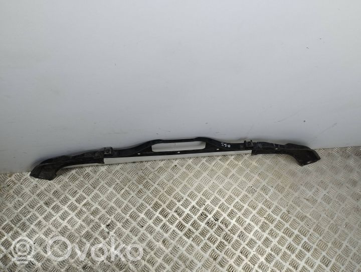 Mazda 6 Staffa del pannello di supporto del radiatore parte superiore 