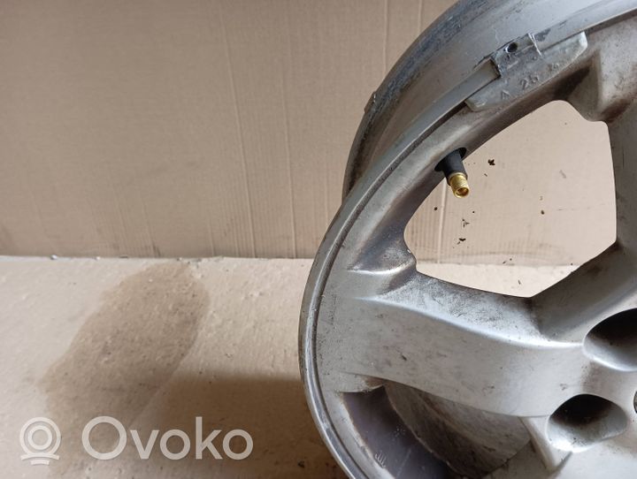 KIA Sportage R20 alloy rim 