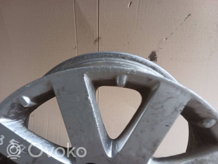 Chrysler Voyager R18 alloy rim 