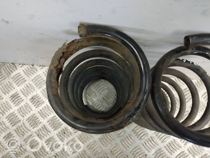 Ford Grand C-MAX Rear coil spring 