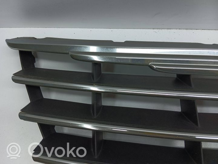 Chrysler Voyager Grille calandre supérieure de pare-chocs avant 04857804AB