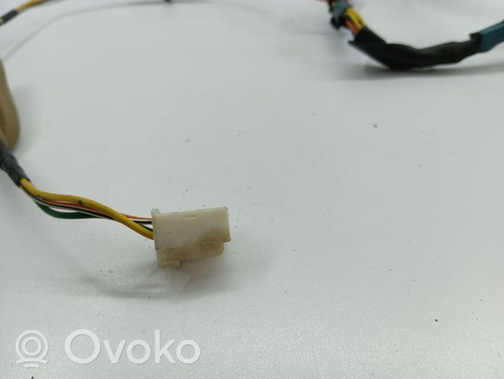 Toyota Prius (XW20) Takaoven johtosarja 8215447070