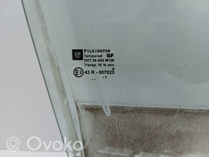 Opel Zafira A Etuoven ikkunalasi, neliovinen malli E243R007023
