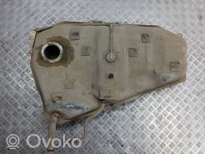 Toyota Corolla Verso AR10 Réservoir de carburant 