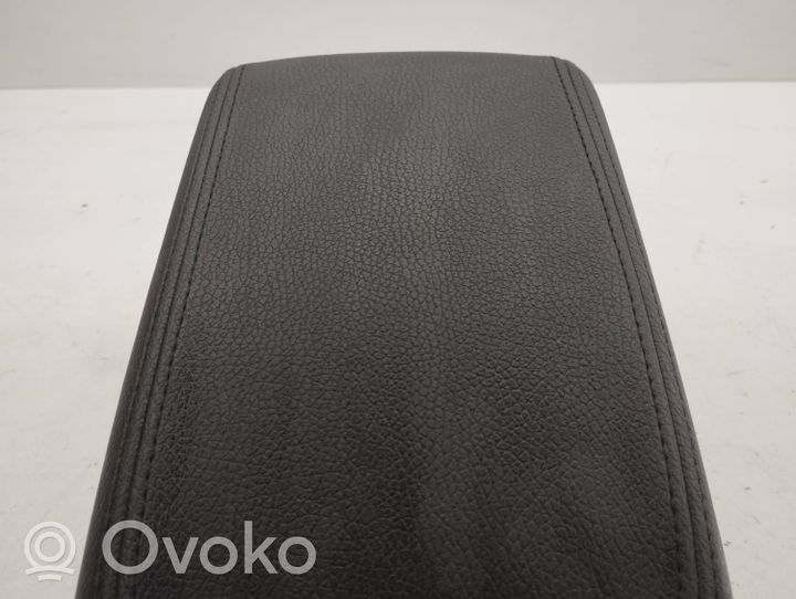 Opel Antara Armrest 