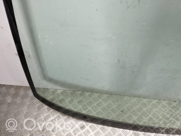 Opel Corsa D Priekinis stiklas 