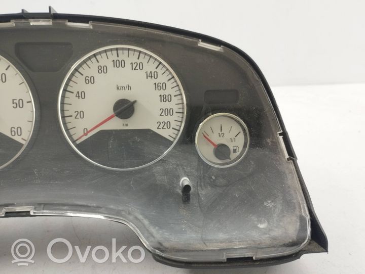 Opel Zafira A Geschwindigkeitsmesser Cockpit 24461761JN