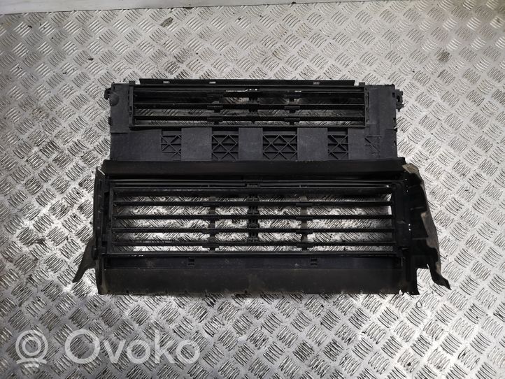 Citroen C5 Aircross Déflecteur d'air de radiateur de refroidissement 9824014980