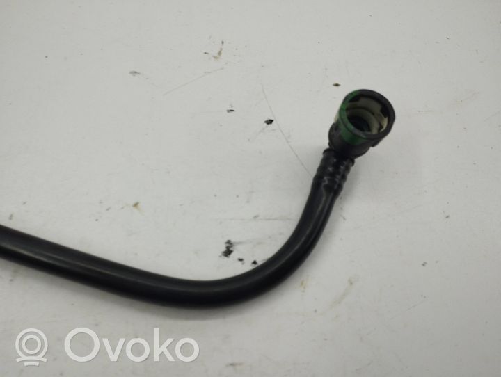 Maserati Quattroporte Tuyau d'alimentation conduite de carburant 7610283