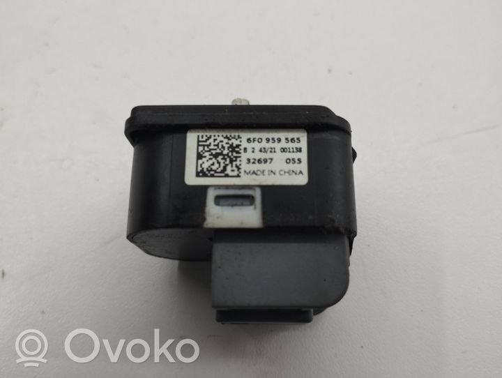 Seat Arona Veidrodėlių jungtukas 6f0959565